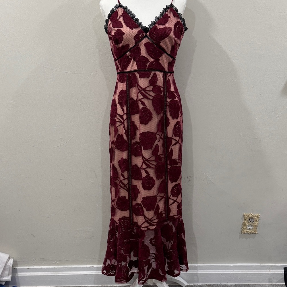 Lulu’s Burgundy Floral Lace Midi Dress – Size M - Picture 5 of 11